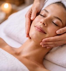 Dlaczego mikrowypady z miasta działają lepiej niż długie urlopy?